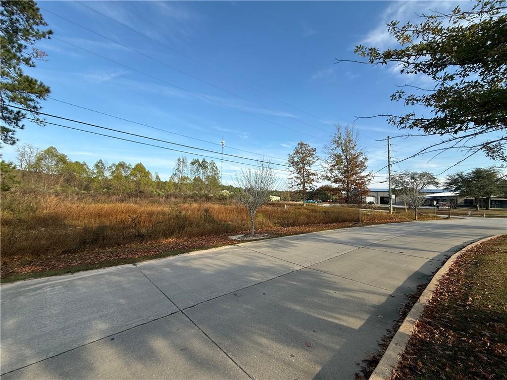 42665 MERCHANT Court