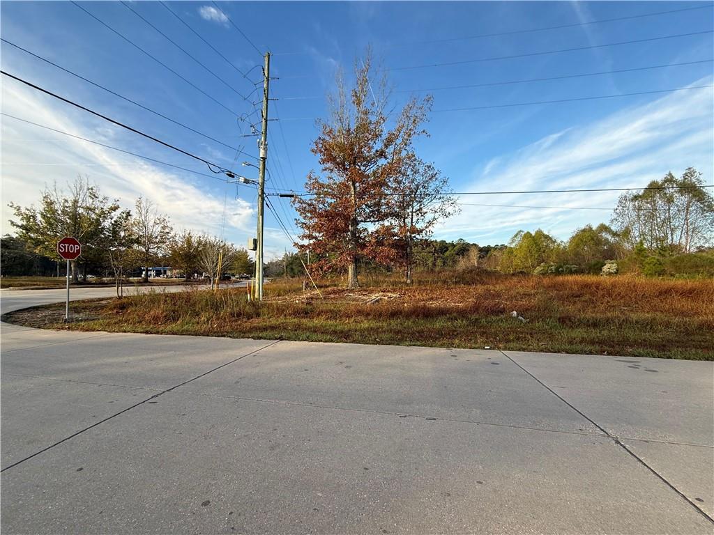 42665 MERCHANT Court