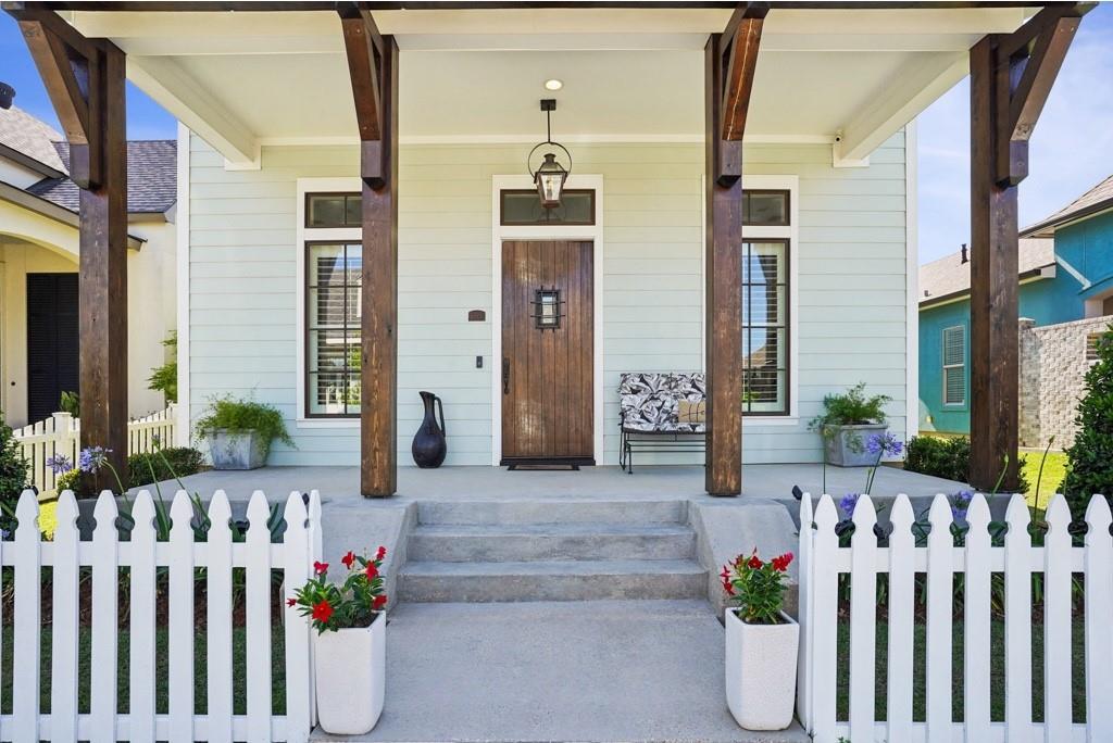 903 BEAUREGARD Parkway