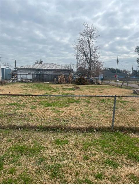 WEST MCADDO Drive Destrehan LA 70047