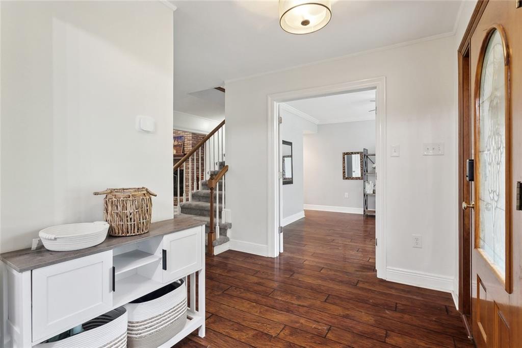 129 CENTURY OAK Lane