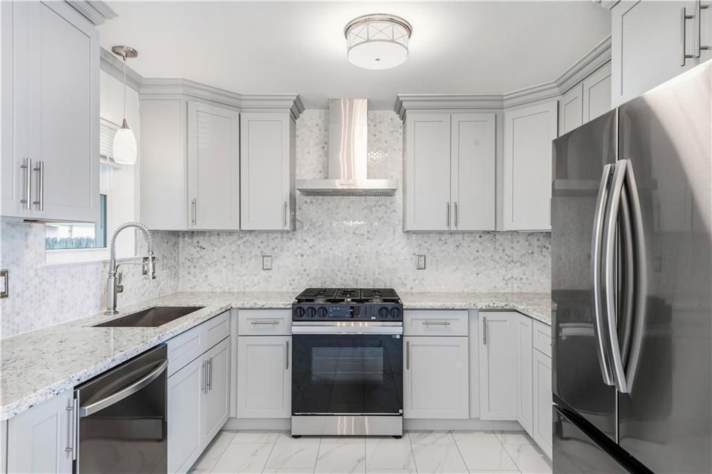 1509 TAFT Park