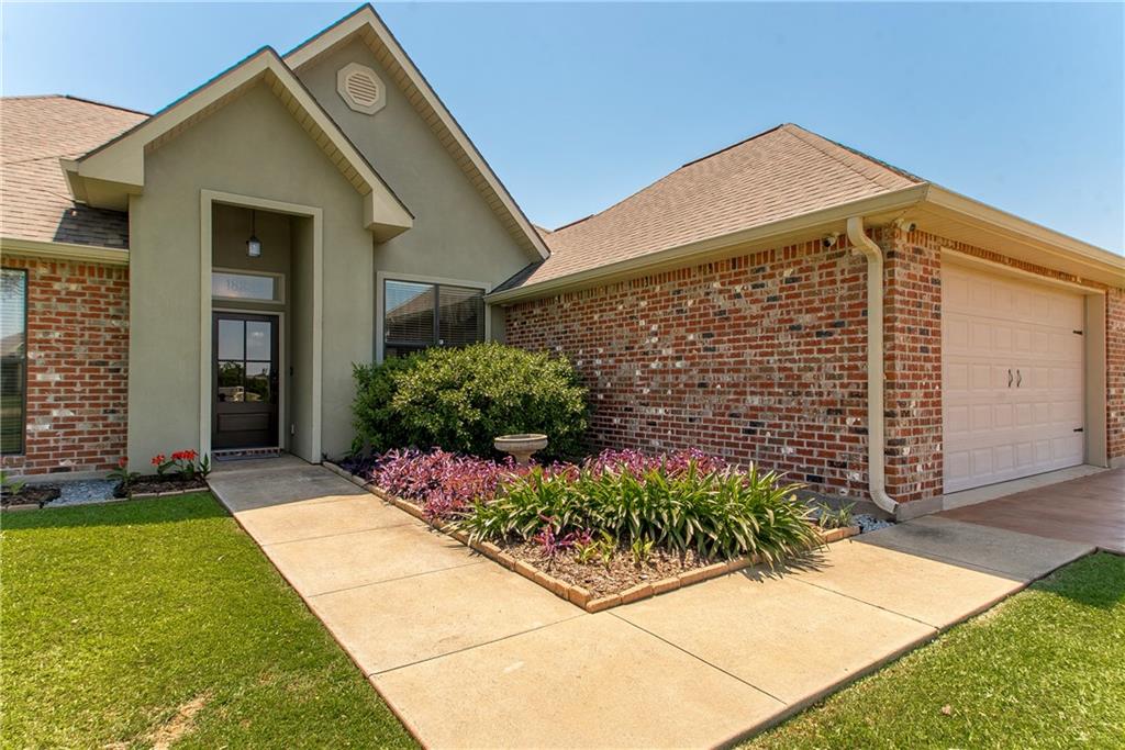 18338 RED WOLF Trail