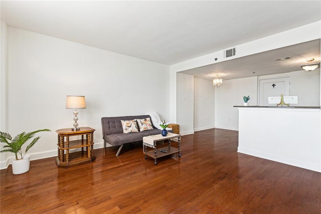 1205 ST CHARLES Avenue 903