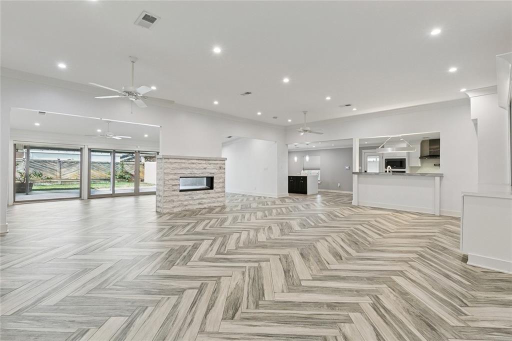 33 SHENANDOAH Street