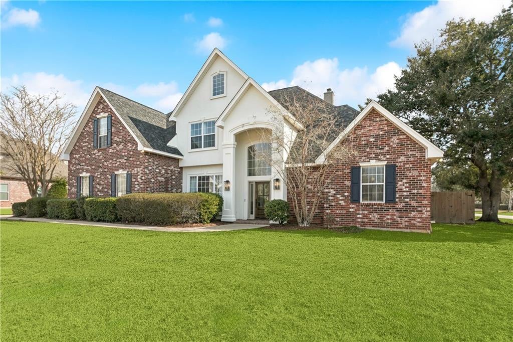 553 EVERGREEN Drive