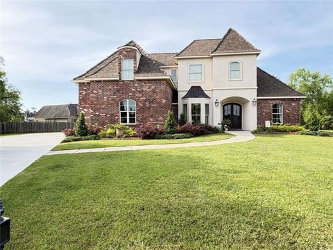 Photo of 905 PINE WILD Circle, Madisonville, LA 70447 (MLS # 2557800)