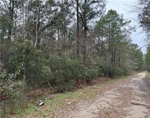 ST LOUIS Street Lacombe LA 70445