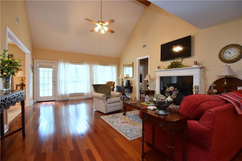 105 MAYERS Trace