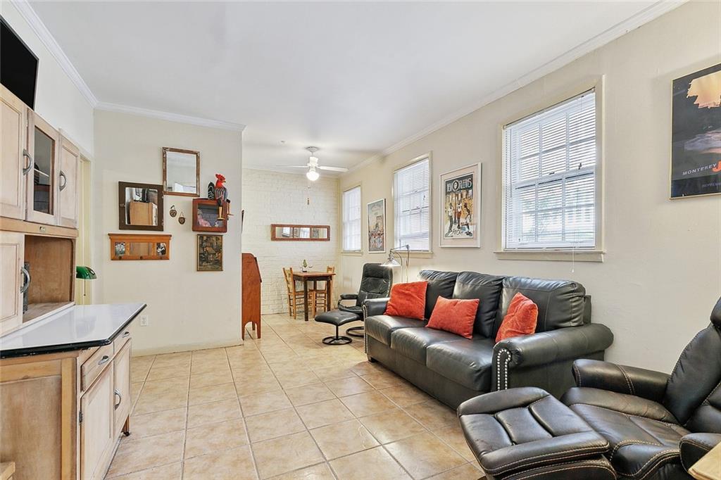 919 ST PHILIP Street 2