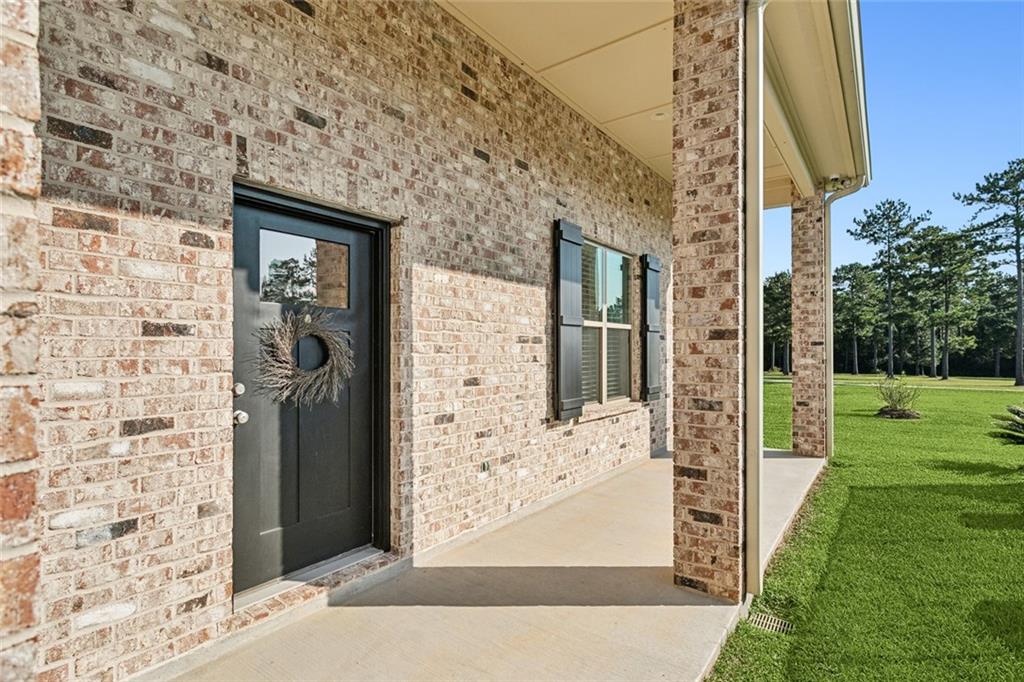 Abita Springs, Louisiana 70420, United States, 5 Bedrooms Bedrooms, ,6 BathroomsBathrooms,Residential,Pending,39628