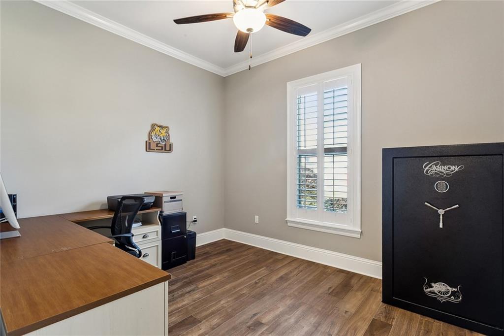 Abita Springs, Louisiana 70420, United States, 5 Bedrooms Bedrooms, ,6 BathroomsBathrooms,Residential,Pending,39628