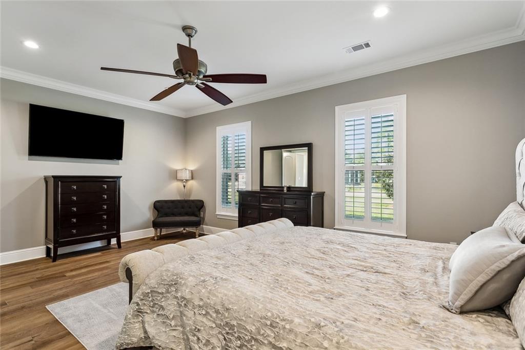 Abita Springs, Louisiana 70420, United States, 5 Bedrooms Bedrooms, ,6 BathroomsBathrooms,Residential,Pending,39628