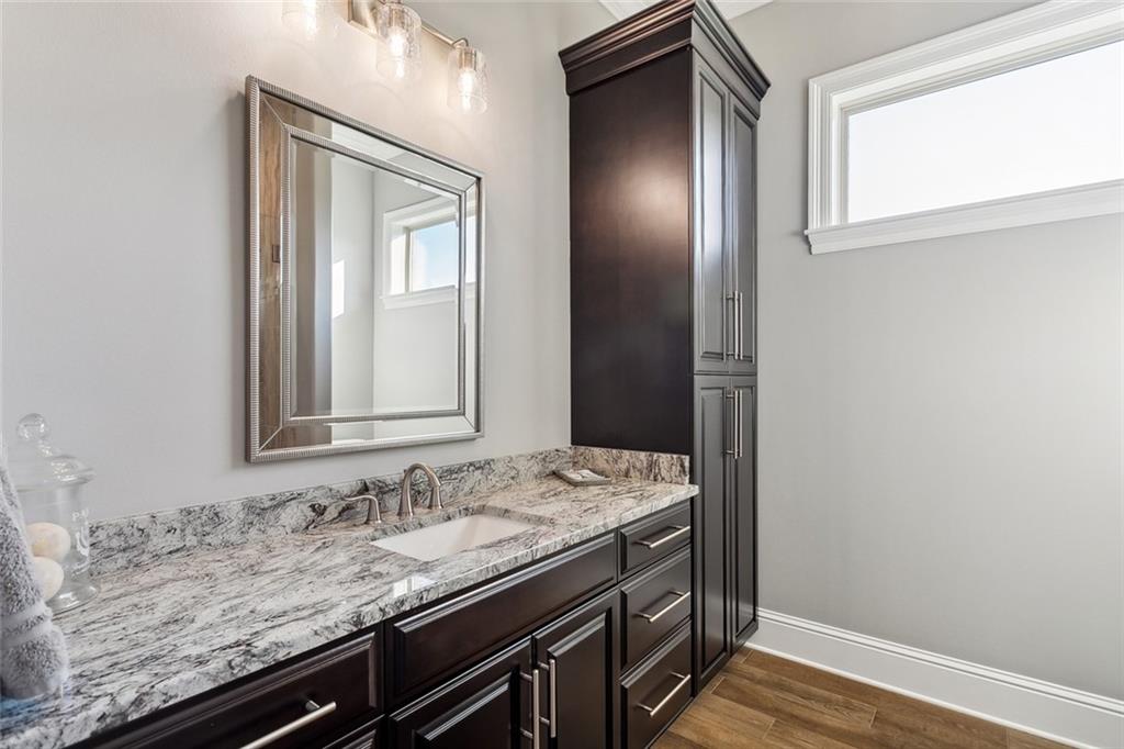 Abita Springs, Louisiana 70420, United States, 5 Bedrooms Bedrooms, ,6 BathroomsBathrooms,Residential,Pending,39628