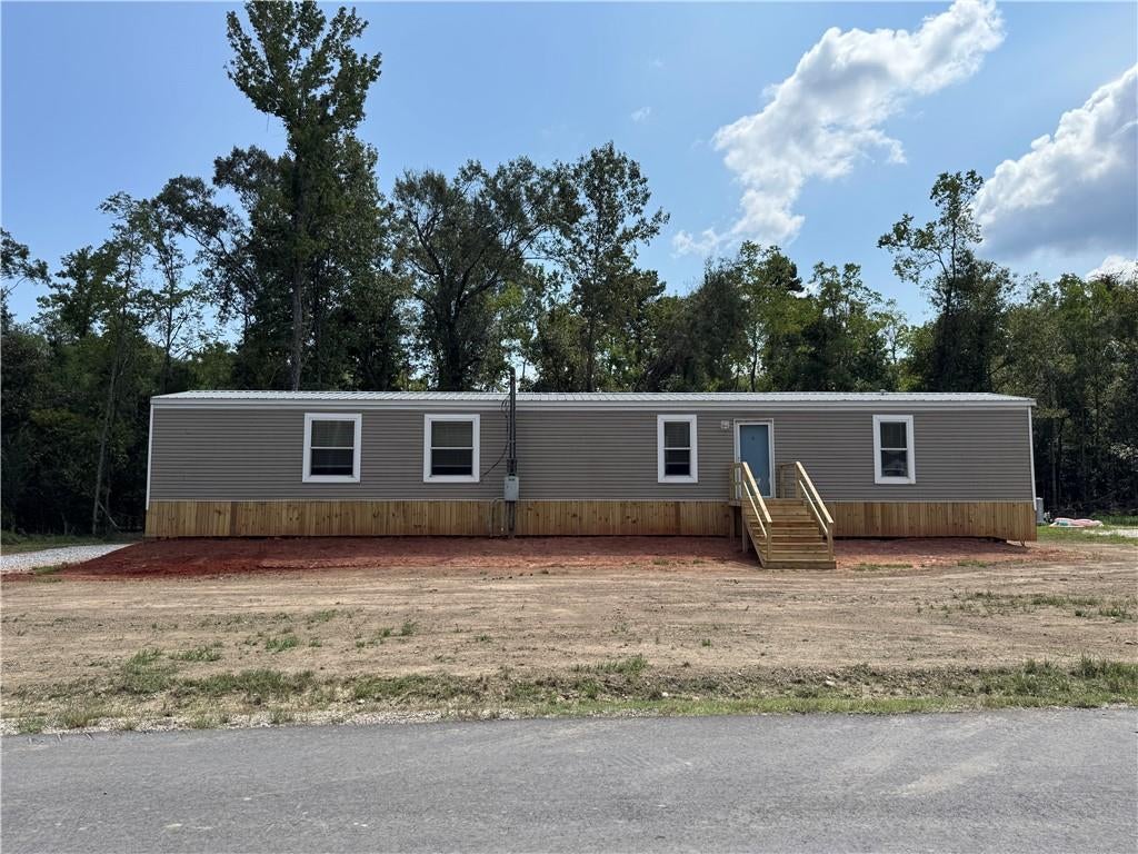 29536 LINDA'S HAVEN Road