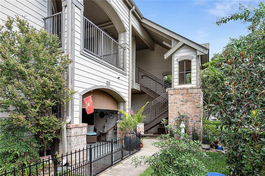 350 EMERALD FOREST Boulevard 12203