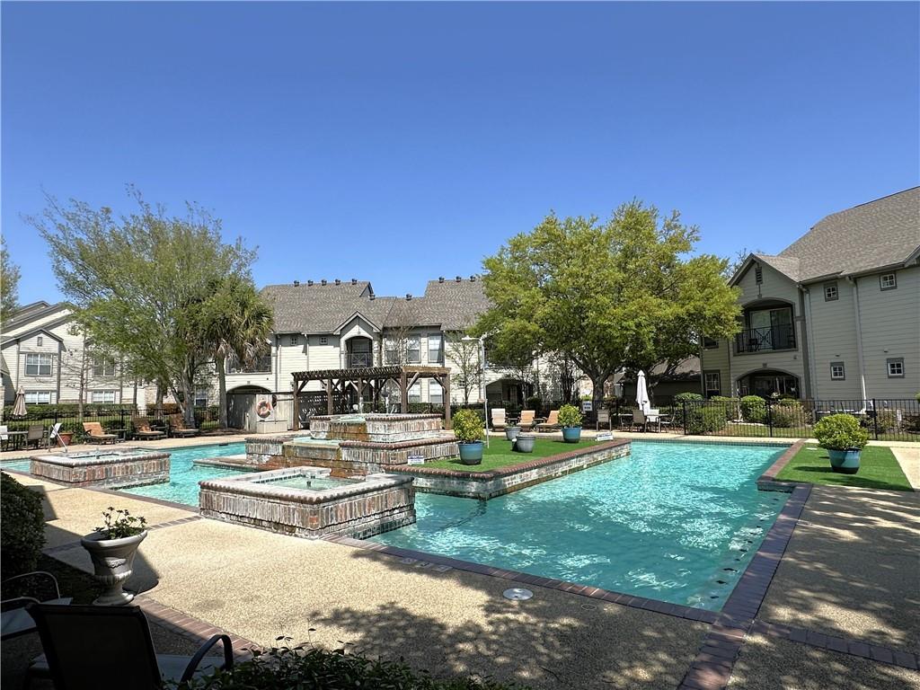 350 EMERALD FOREST Boulevard 12203