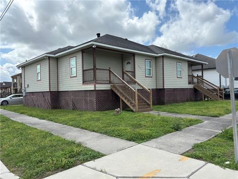 2472 74 VIENNA Street New Orleans LA 70122