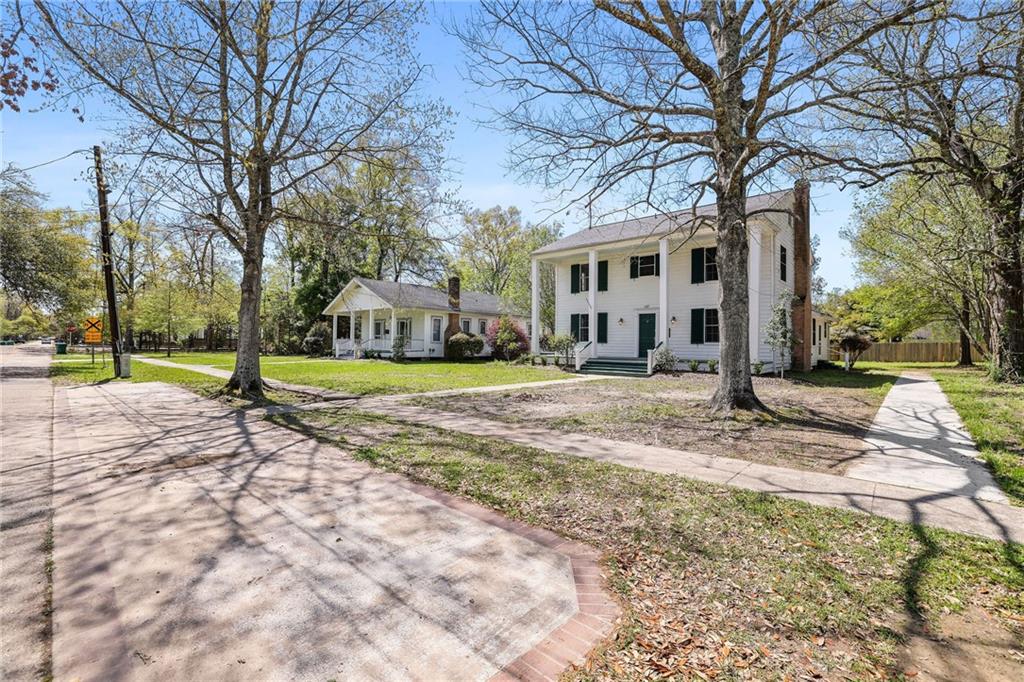 Hammond, Louisiana 70401, United States, 4 Bedrooms Bedrooms, ,4 BathroomsBathrooms,Residential,Pending,157085