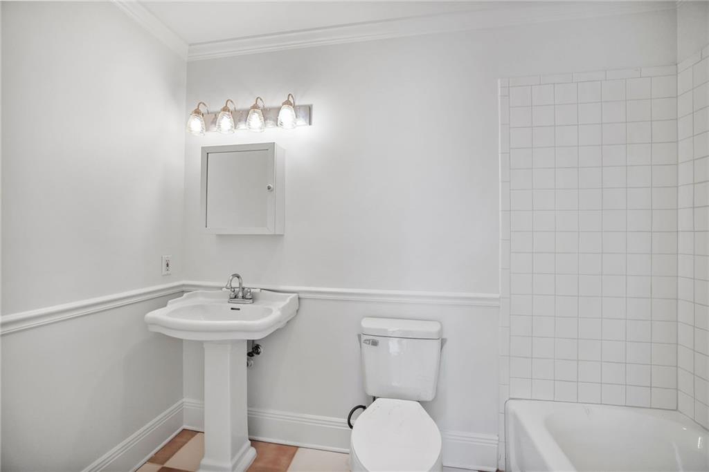 Hammond, Louisiana 70401, United States, 4 Bedrooms Bedrooms, ,4 BathroomsBathrooms,Residential,Pending,157085