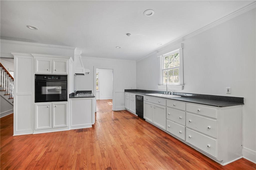 Hammond, Louisiana 70401, United States, 4 Bedrooms Bedrooms, ,4 BathroomsBathrooms,Residential,Pending,157085