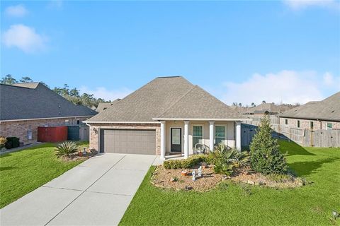 Photo of 28117 LOIRET Court, Ponchatoula, LA 70454 (MLS # 2545546)