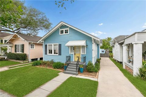Photo of 2416 PINE Street, New Orleans, LA 70125 (MLS # 2553337)