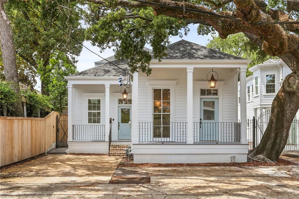 New Orleans, Louisiana 70115, United States, 2 Bedrooms Bedrooms, ,2 BathroomsBathrooms,Residential,Active,45298