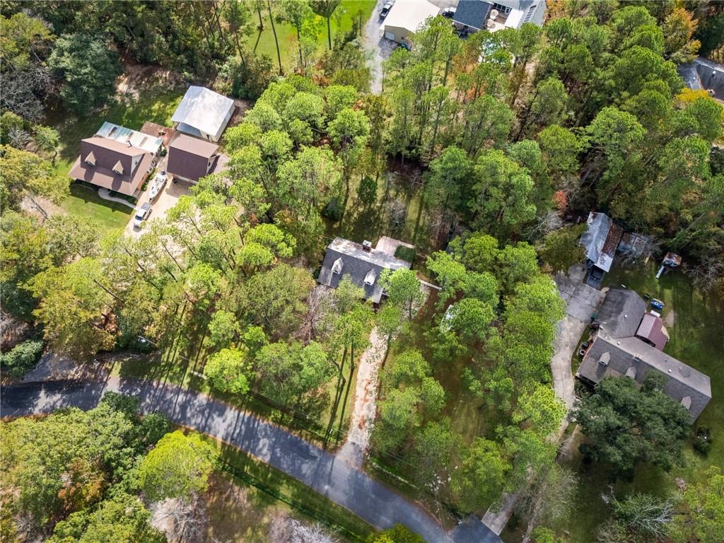 104 HEATHERSTONE Lane