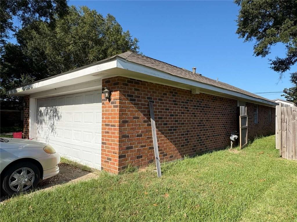 2512 AMY Drive
