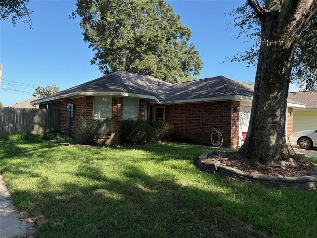 2512 AMY Drive