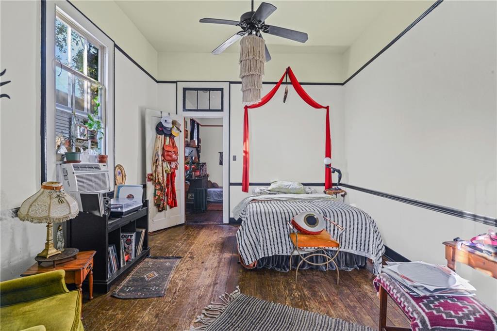 4031-33 ST CLAUDE Avenue