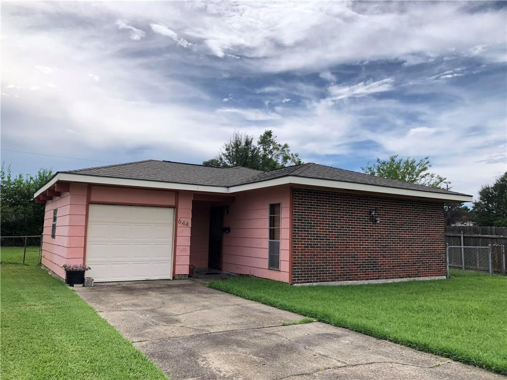 Photo 1 of 16 — 644 NATIONAL Avenue, Terrytown, LA 70056