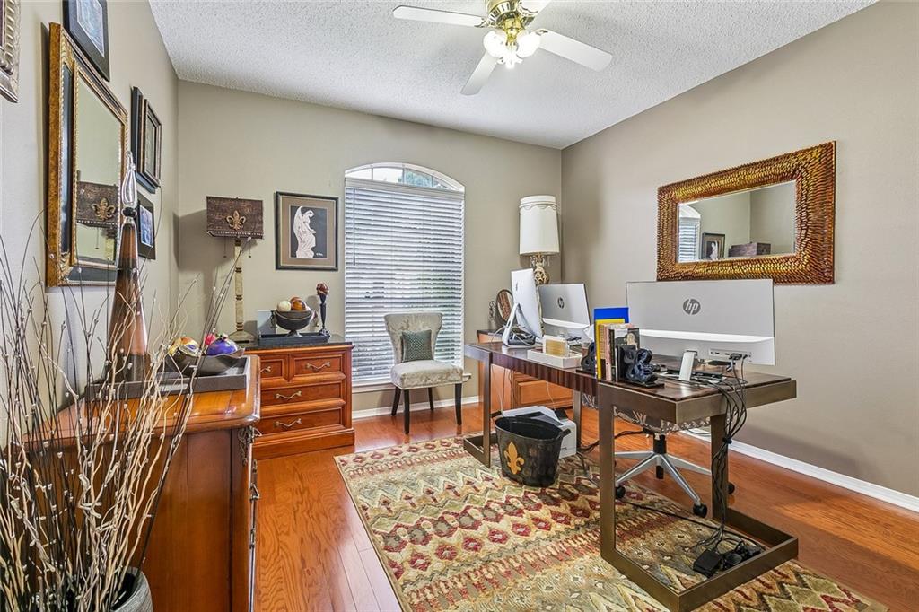 1616 STEEPLE CHASE Lane