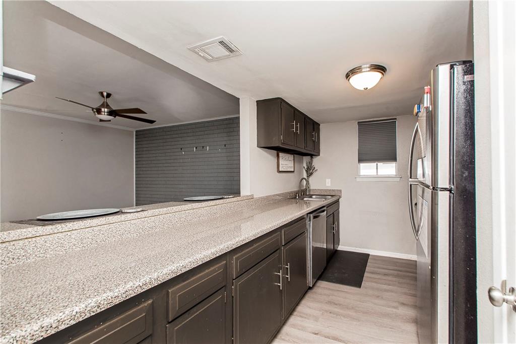 Metairie, Louisiana 70002, United States, 3 Bedrooms Bedrooms, ,3 BathroomsBathrooms,Residential,Pending,65838