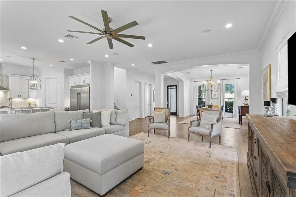 1319 RIDGELAKE Drive