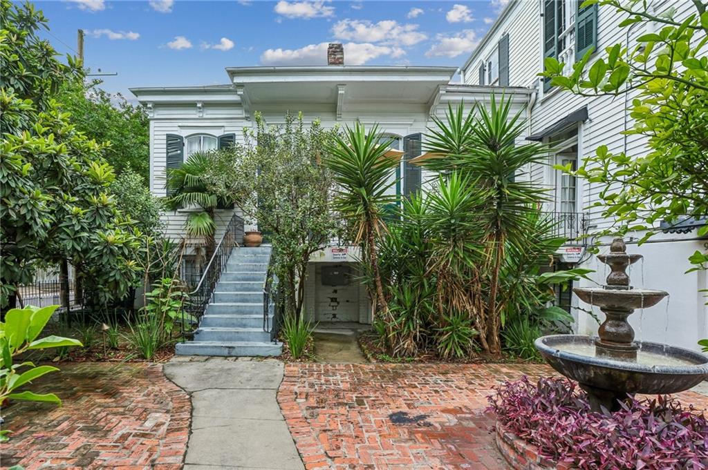 1206 ESPLANADE Avenue