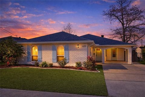 Photo of 1420 N STARRETT Road, Metairie, LA 70003 (MLS # 2544707)