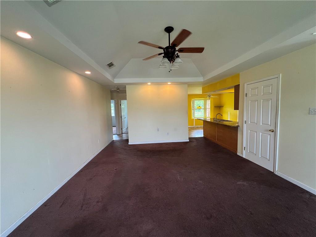 3320 SHANNON Drive