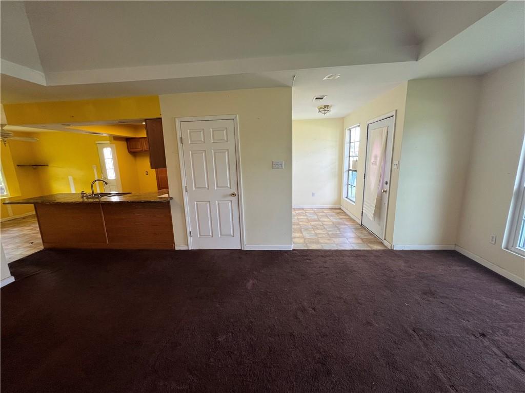 3320 SHANNON Drive
