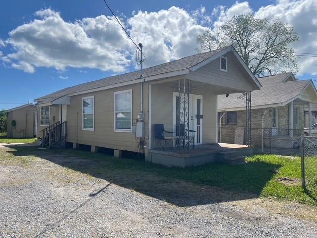 7513-7517 CELESTINE Drive