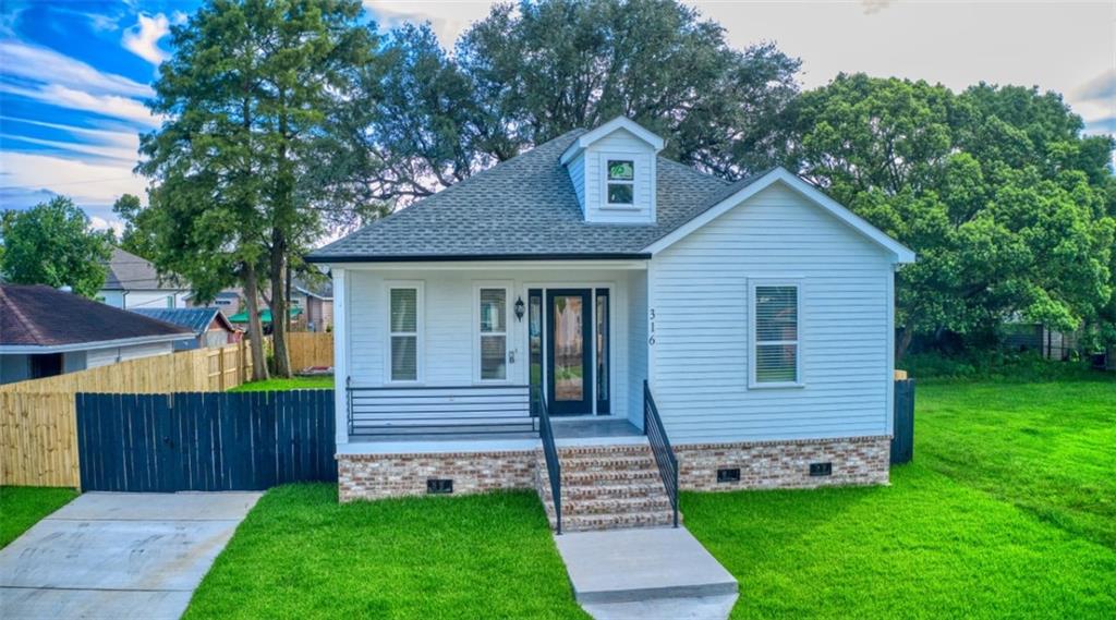 Photo 1 of 39 — 316 LIVINGSTON Avenue, Arabi, LA 70032