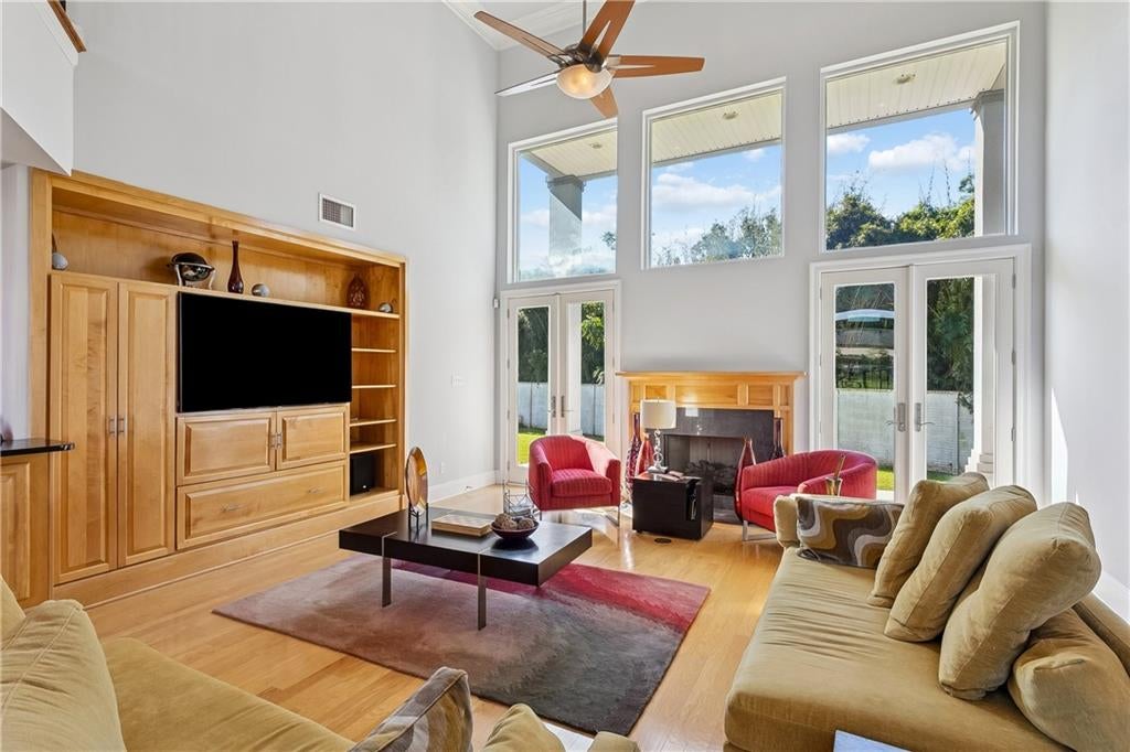 132 PINE VALLEY Drive