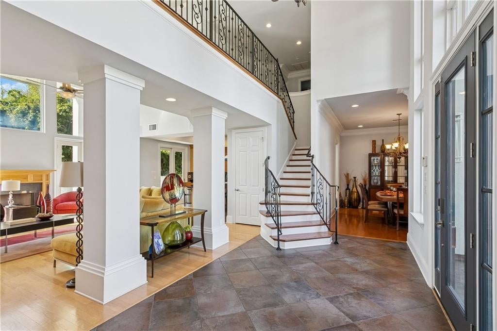 132 PINE VALLEY Drive