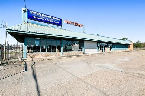 7777 W SAINT BERNARD Highway Arabi LA 70032