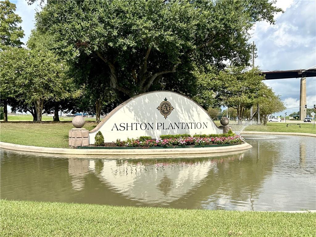 132 MOONLIGHT COVE Lane