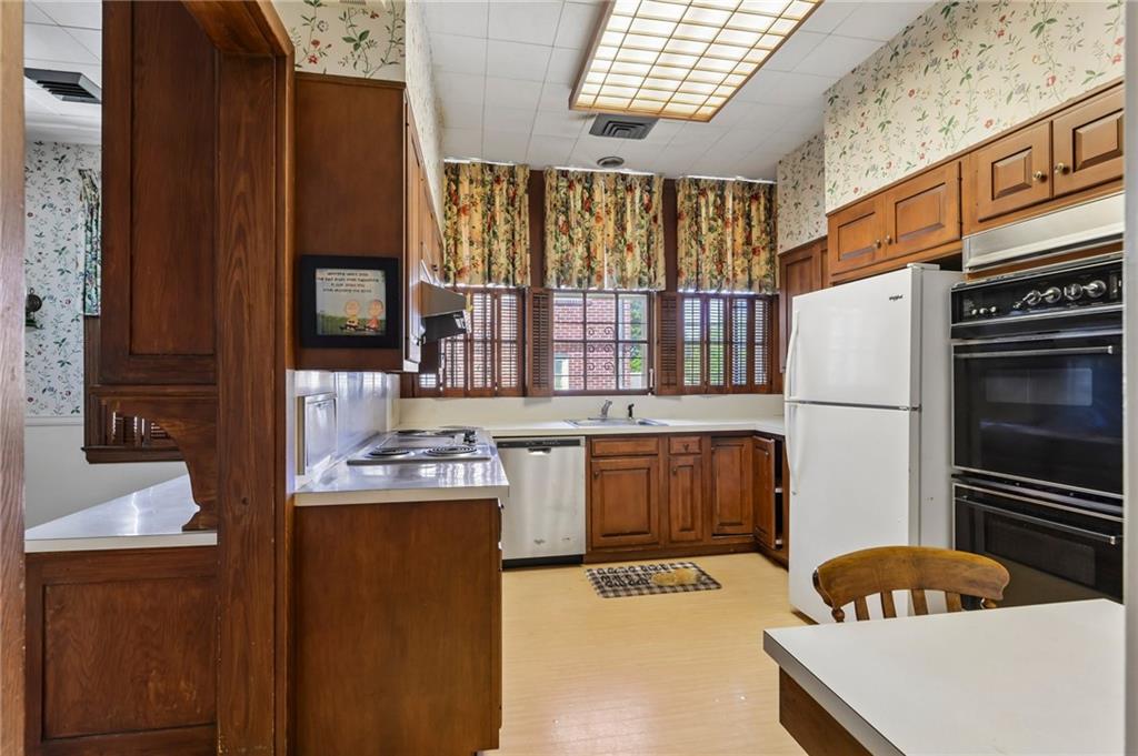 New Orleans, Louisiana, 70125, United States, 5 Bedrooms Bedrooms, ,5 BathroomsBathrooms,Residential,Active,2041770