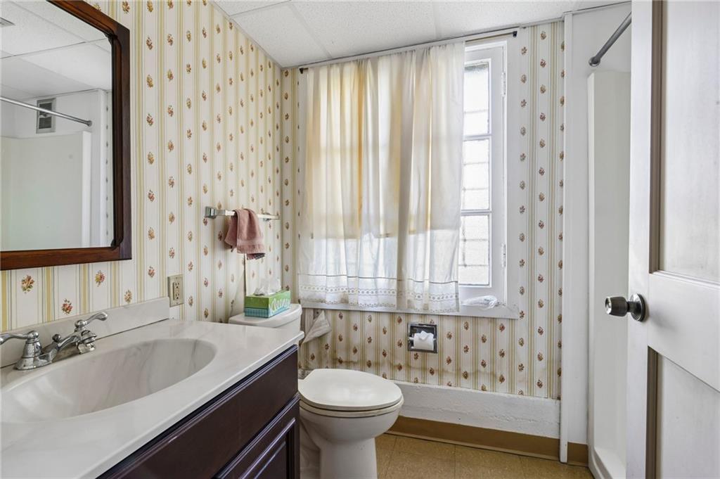 New Orleans, Louisiana, 70125, United States, 5 Bedrooms Bedrooms, ,5 BathroomsBathrooms,Residential,Active,2041770