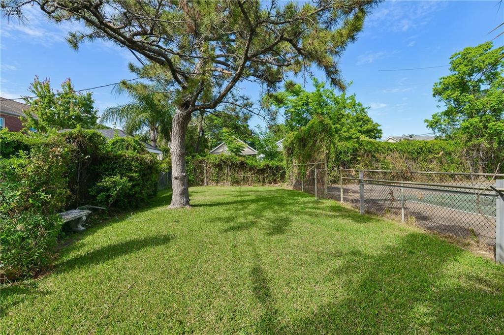 New Orleans, Louisiana, 70125, United States, 5 Bedrooms Bedrooms, ,5 BathroomsBathrooms,Residential,Active,2041770