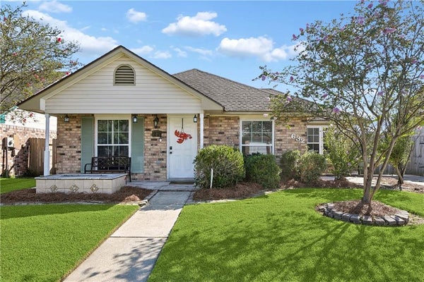 632 LASALLE DR, LA PLACE, LA 70068 - Image 751a7e45e20928554fbfae82d6096c39/1023720826